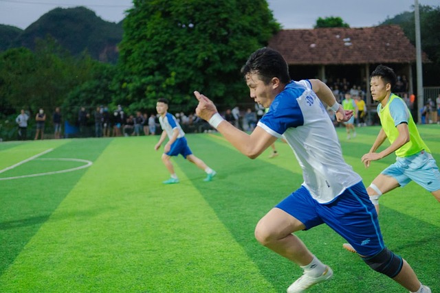 后冷静施射
